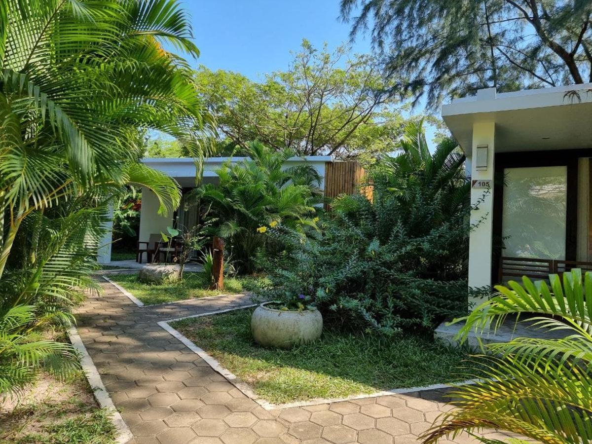 Sahaa Beach Resort Sihanoukville Esterno foto