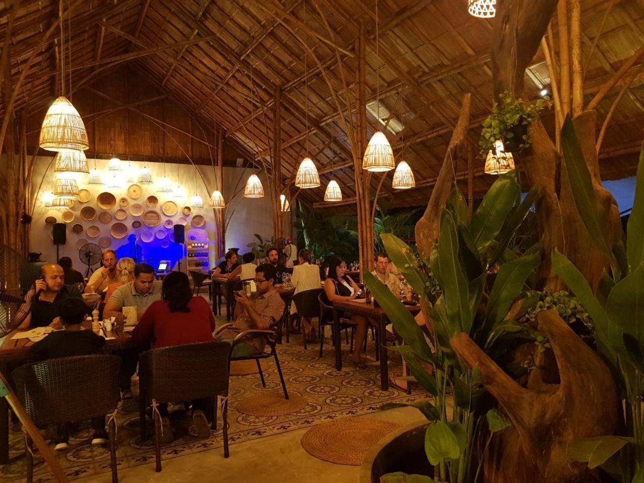 Sahaa Beach Resort Sihanoukville Esterno foto
